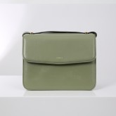 BELLA SCHULTERTASCHE KALBSLEDER HELLGRÜN BELLA SCHULTERTASCHE KALBSLEDER HELLGRÜN