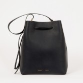 SUKI Bucket Bag in Schwarz